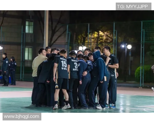 武汉篮球队团队协作深度解析与其他球队的对比分析